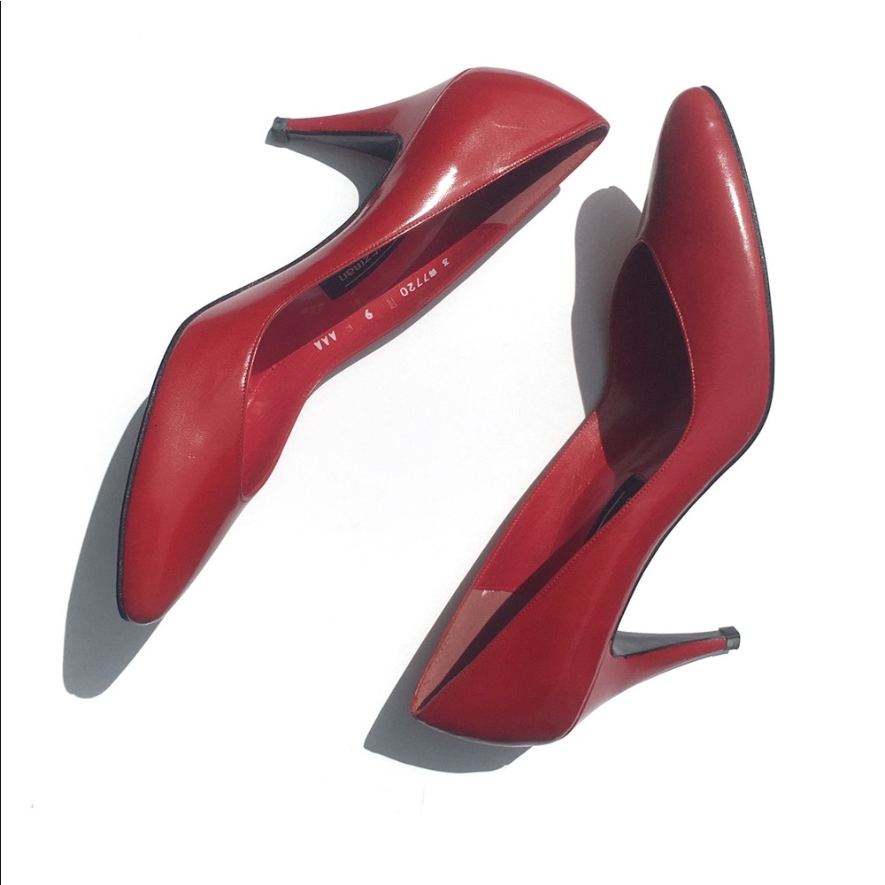 Stuart Weitzman Vintage Red Pumps 9 AAA